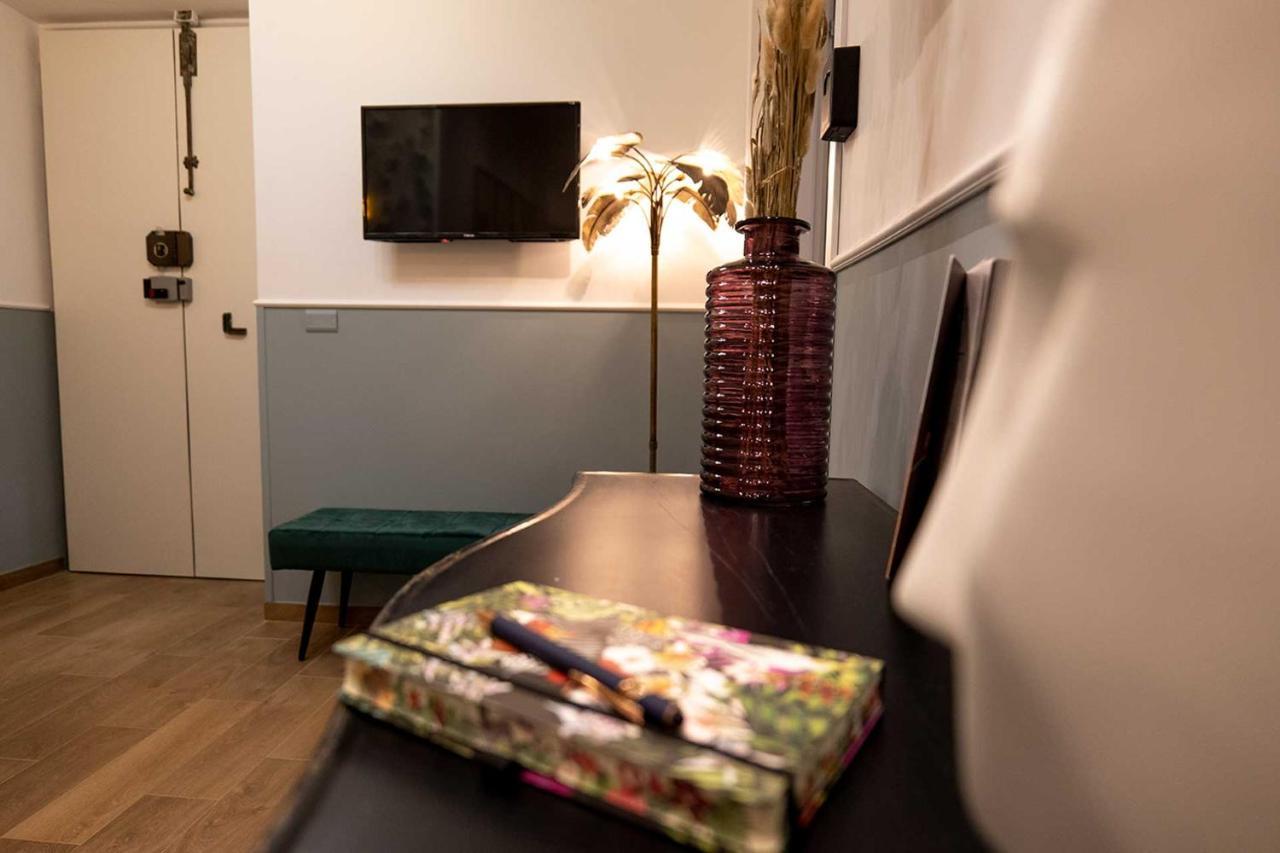 Smart Guesthouse Termini Рим Экстерьер фото